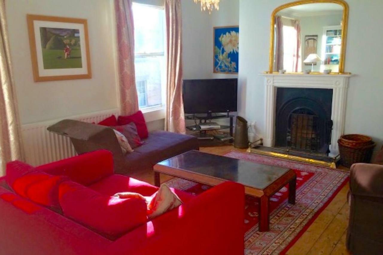 Lauras Townhouse Apartments Thomas Street Townhouse Μπαθ Εξωτερικό φωτογραφία