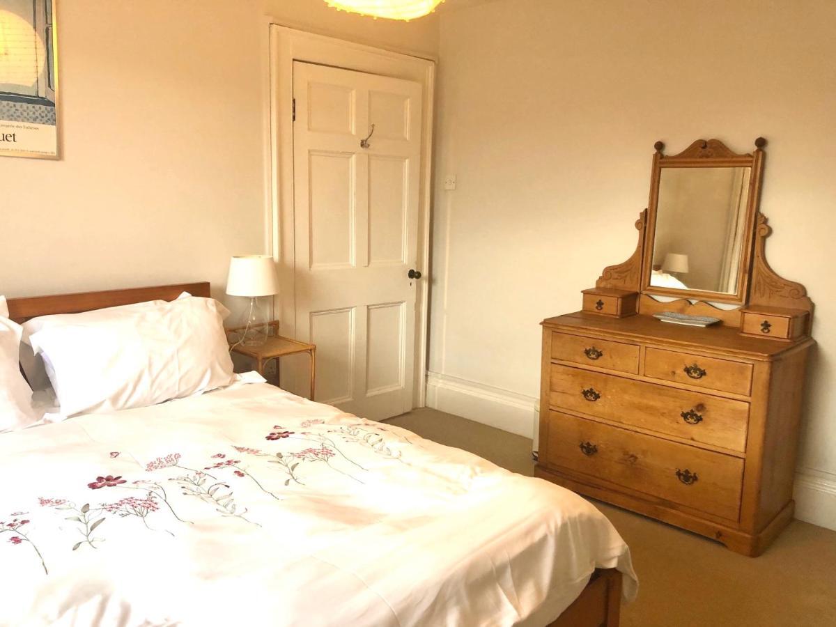 Lauras Townhouse Apartments Thomas Street Townhouse Μπαθ Εξωτερικό φωτογραφία