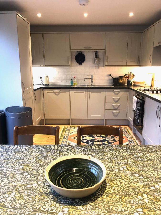 Lauras Townhouse Apartments Thomas Street Townhouse Μπαθ Εξωτερικό φωτογραφία