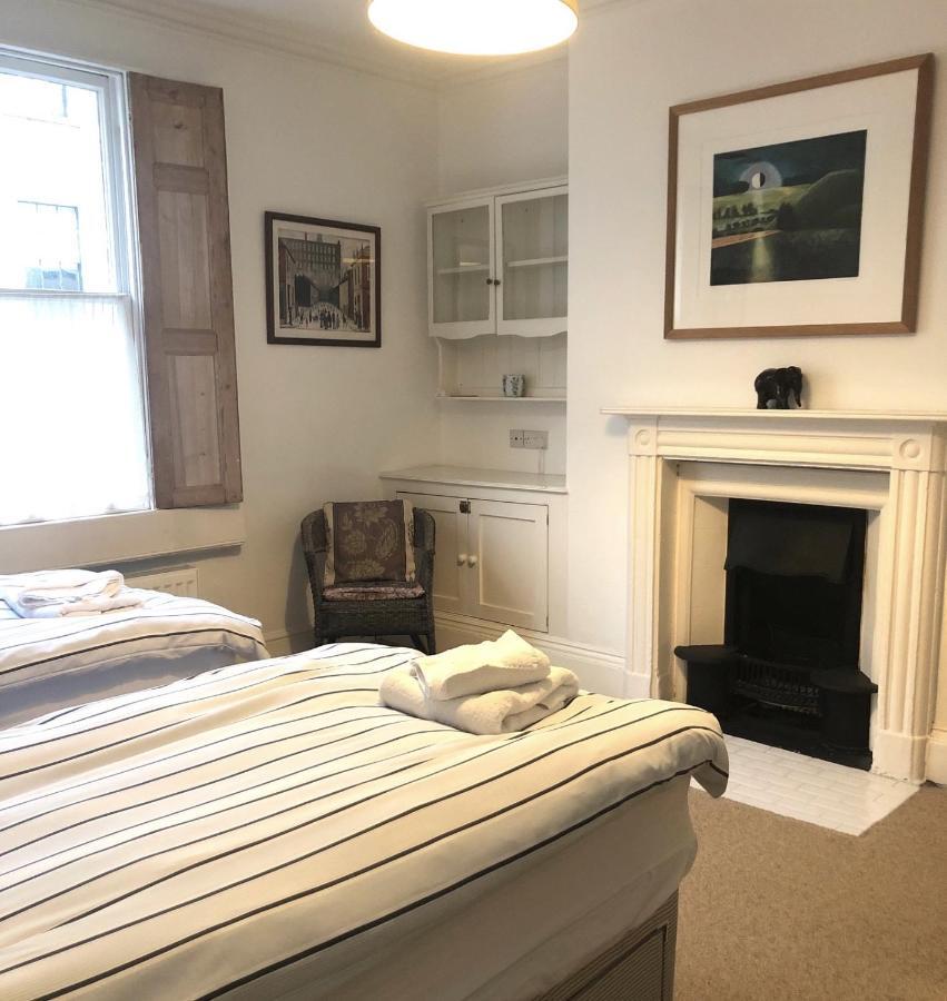 Lauras Townhouse Apartments Thomas Street Townhouse Μπαθ Εξωτερικό φωτογραφία